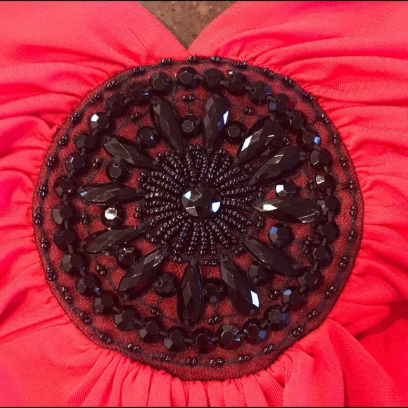 Sold TORRID RED black medallion BABYDOLL TUBE TOP - Picture 3 of 10